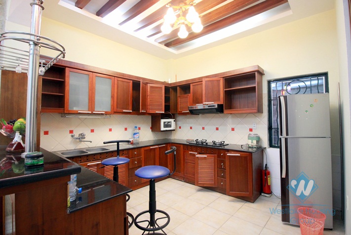 Good price house with 04 bedrooms for rent in Au Co St, Tay Ho, Hanoi
